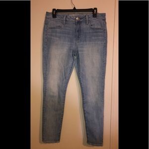 American Eagle skinny jeans